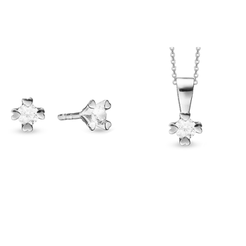 by Aagaard set, with a total of 0,30 ct diamonds Wesselton VS